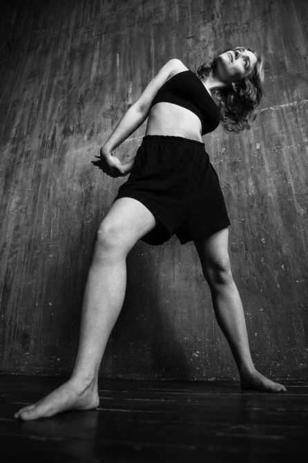 Голая Анна Савранская фото 7