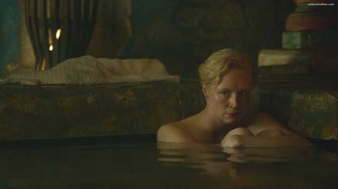 Голая Гвендолин Кристи фото 8