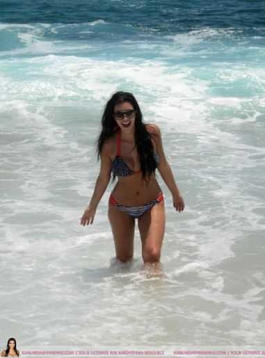 Голая Ким Кардашьян фото 56