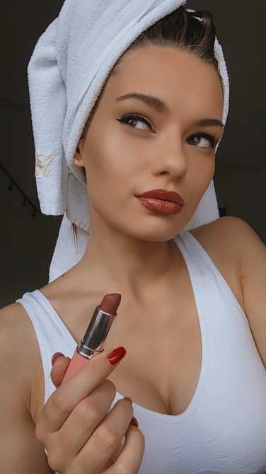 Голая Лиана Гриба фото 16