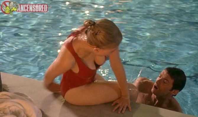 Голая Скарлетт Йоханссон фото 14