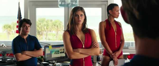 Голая Александра Даддарио фото 58