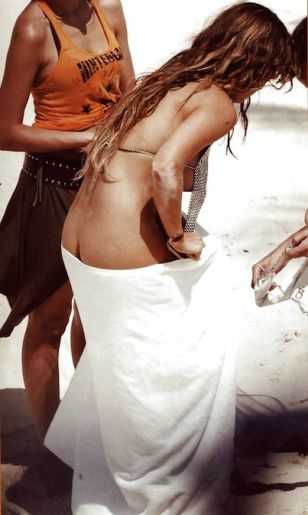 Голая Эльза Патаки фото 18