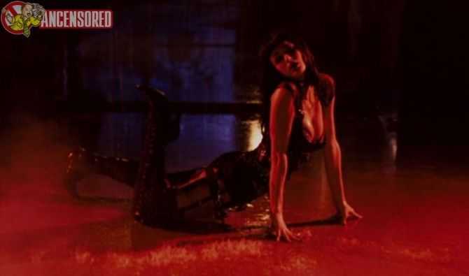 Голая Пэрис Хилтон фото 13