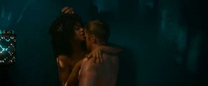 Голая Тесса Томпсон фото 9