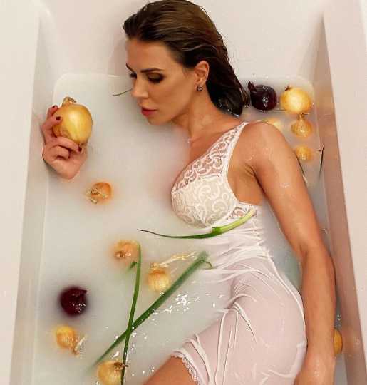 Голая Ольга Петрикова фото 2