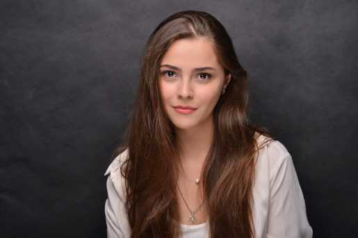 Голая Милана Бру фото 3