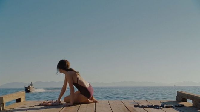 Голая Эмили Браунинг фото 3