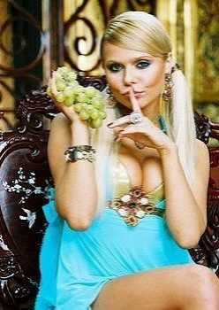 Голая Ксения Новикова фото 14