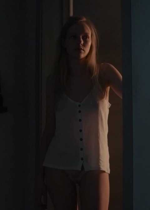 Голая Наташа из слово пацана фото 13