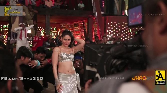 Голая Карина Капур фото 11