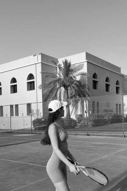 Голая Полина Денисова фото 14