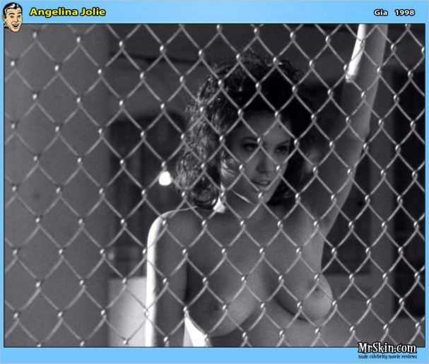 Голая Анжелина Джоли фото 29