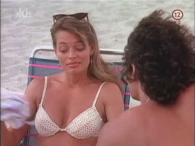 Голая Джерри Райан фото 6