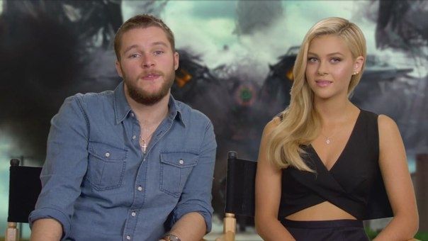 Голая Никола Пельтц фото 2