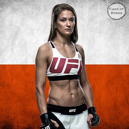 Голая Каролина Ковалькевич фото 1