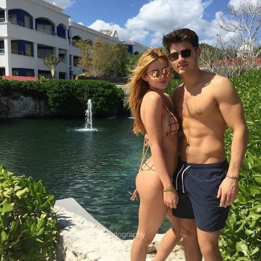 Голая Белла Торн фото 9