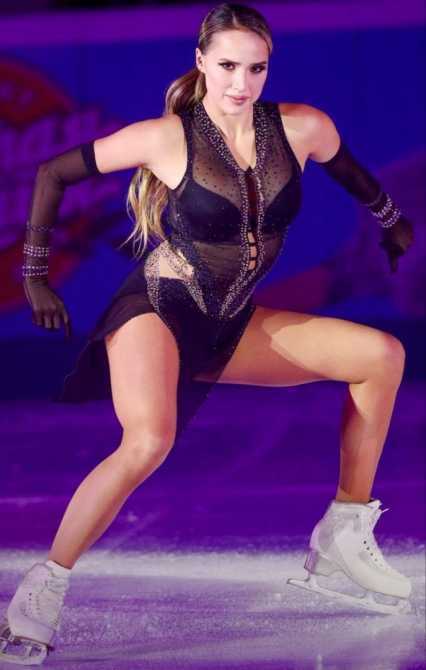 Голая Алина Загитова фото 5