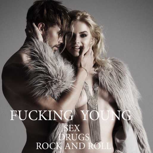 Голая Линда Лапиньш фото 23