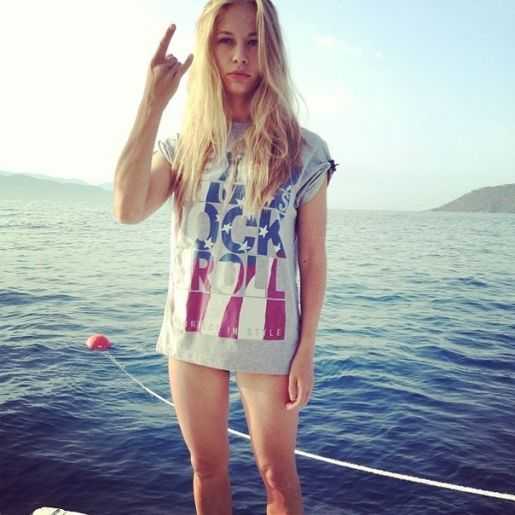 Голая Светлана Устинова фото 21