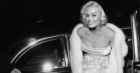 Голая Марго Робби фото 46