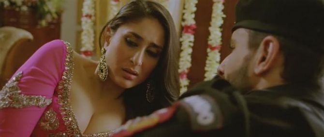 Голая Карина Капур фото 8