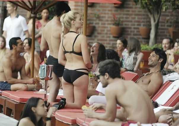 Голая Марго Робби фото 18