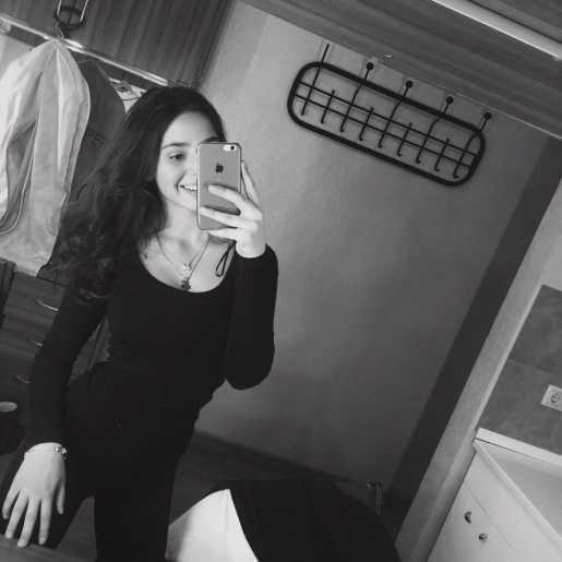 Голая Кристина Кукас фото 5