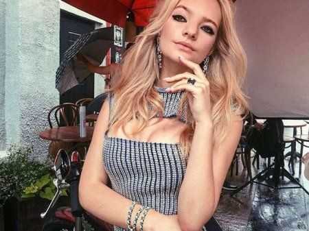 Голая Лиза Пескова фото 9