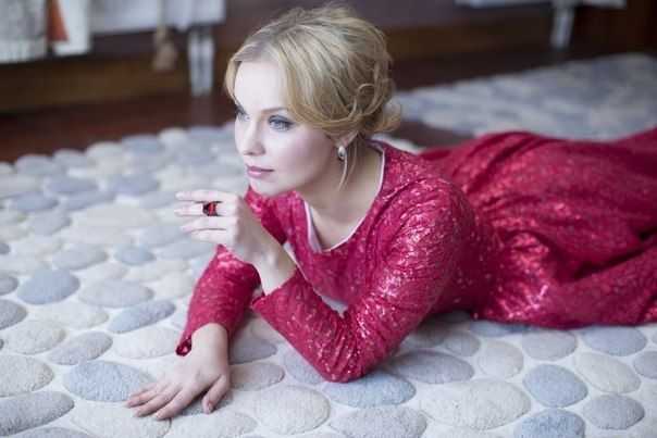 Голая Полина Сыркина фото 10