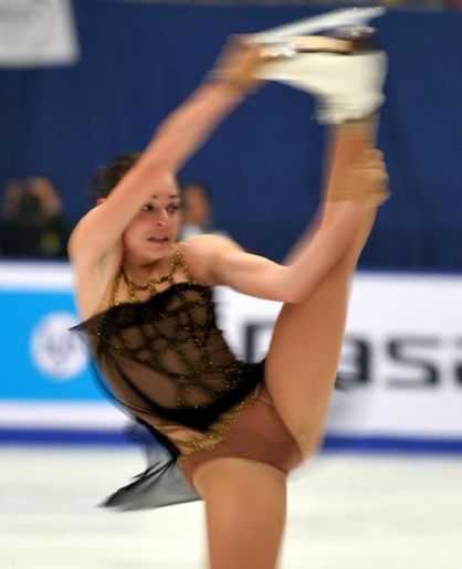 Голая Аделина Сотникова фото 1