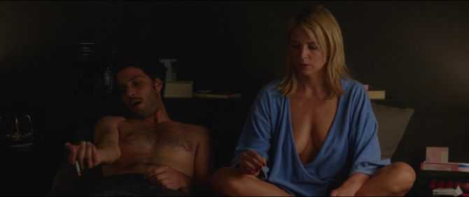 Голая Виржини Эфира фото 1