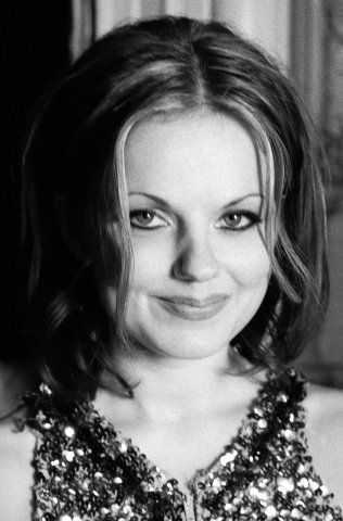 Голая Джерри Холливелл фото 77