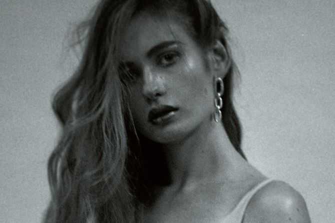 Голая Певица Луна фото 16