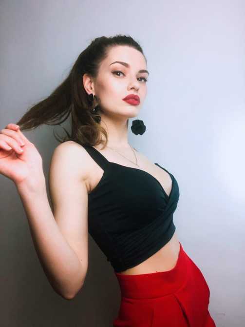 Голая Лиана Гриба фото 3