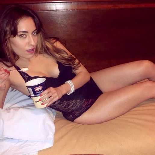 Голая Паола Саулино фото 14