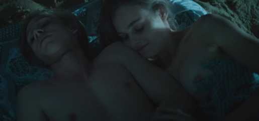 Голая Ангелина Стречина фото 20