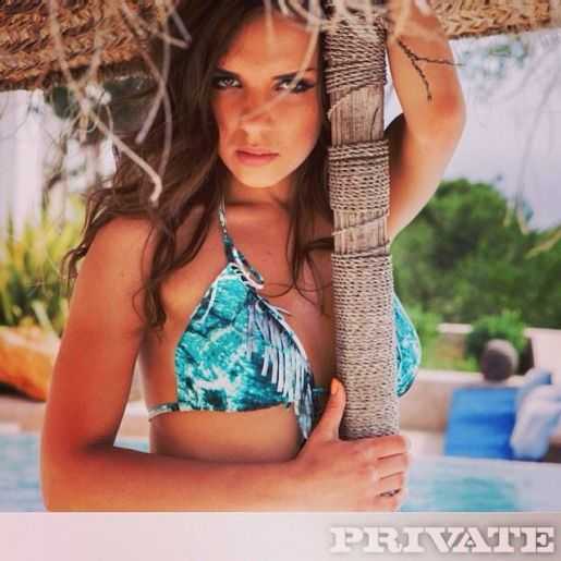 Голая Алина Хеннесси фото 14