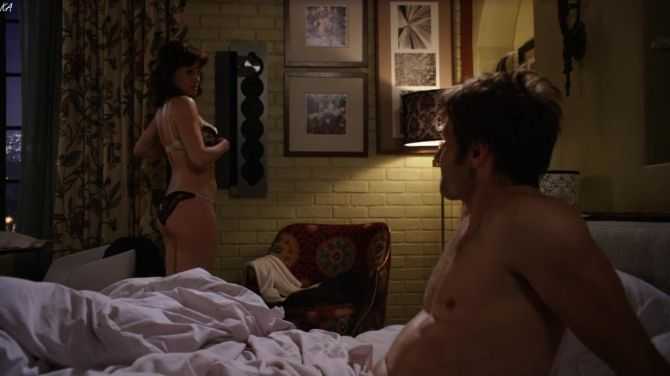 Голая Карла Гуджино фото 16