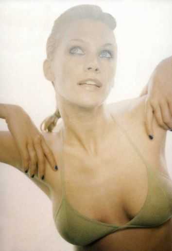 Голая Наташа Хенстридж фото 16