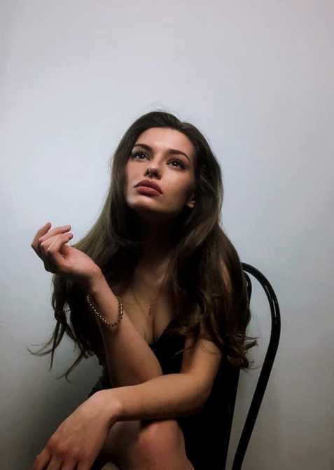 Голая Лиана Гриба фото 6