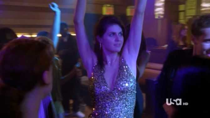 Голая Александра Даддарио фото 21