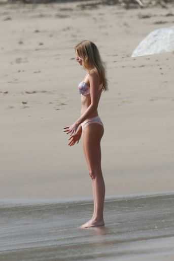 Голая Стелла Максвелл фото 11