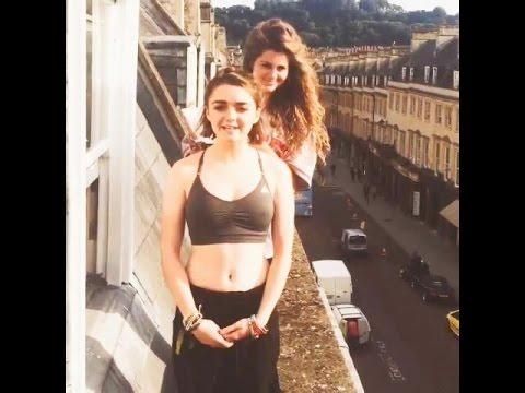 Голая Арья Старк из Игры престолов фото 19