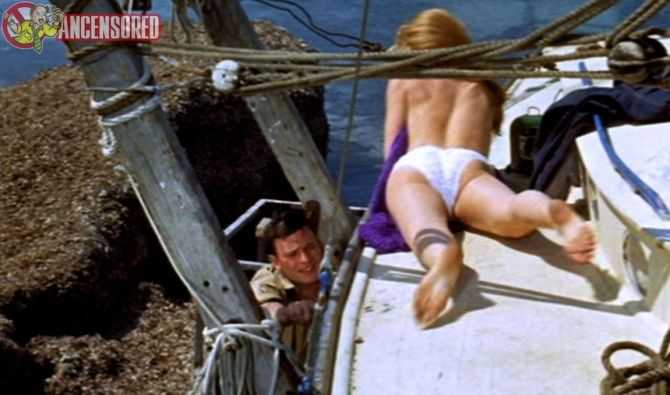 Голая Бриджит Бардо фото 5