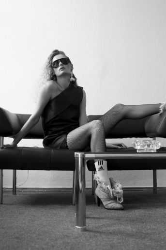 Голая Певица Луна фото 15