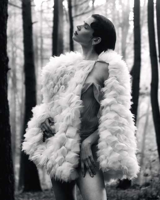 Голая Ира из слово пацана фото 35