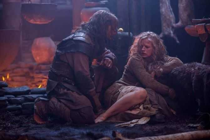 Голая Александра Бортич фото 20