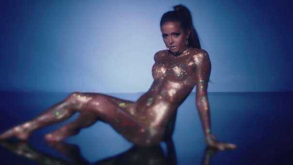 Голая Нюша фото 26