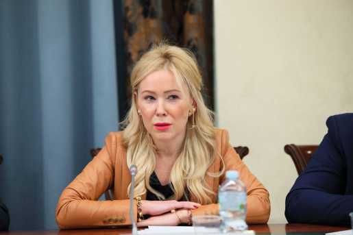 Голая Екатерина Мизулина фото 11